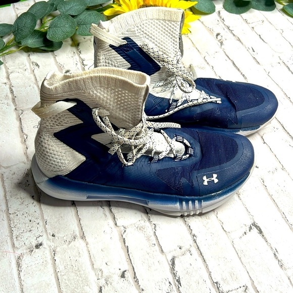 Under Armour Volleyball Shoes Supportive Hi Women’s 10 Navy Highlight - Picture 1 of 5